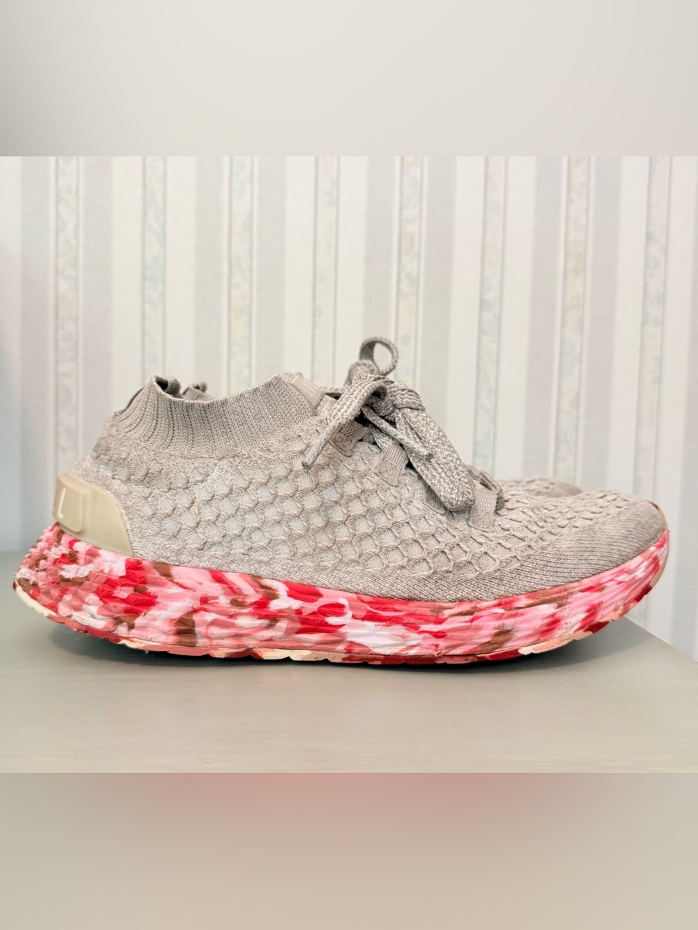 NOBULL Women’s All Day Knit Light Gray Knit Laced Sneaker Size 7.5